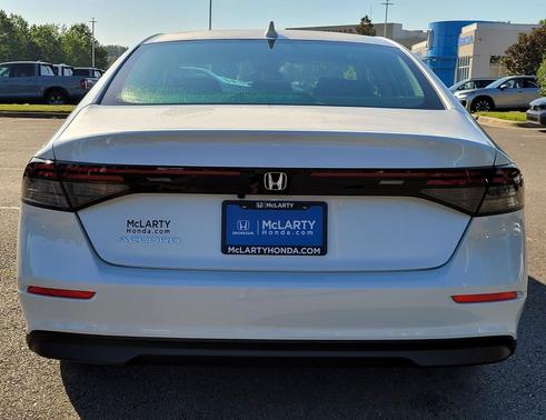 2025 Honda Accord LX 1.5T