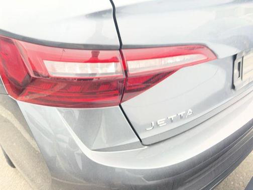 Pyrite Silver Metallic 2024 Volkswagen Jetta 1.5T SE