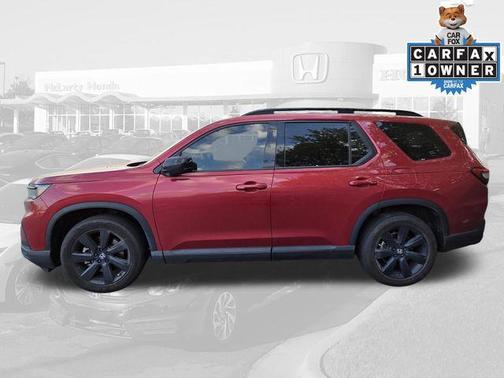 Radiant Red Metallic II 2025 Honda Pilot Black Edition