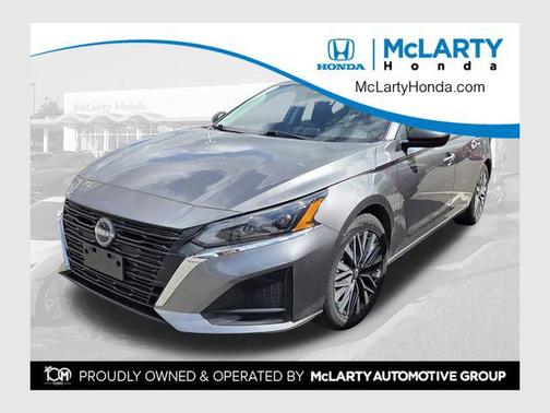 Gun Metallic 2024 Nissan Altima 2.5 SV