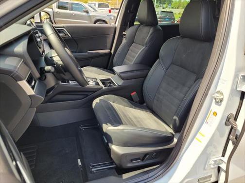 2023 Mitsubishi Outlander SE 2.5 S-AWC