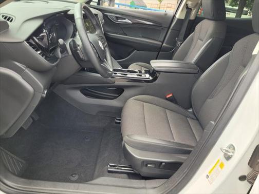 2023 Buick Envision Preferred FWD