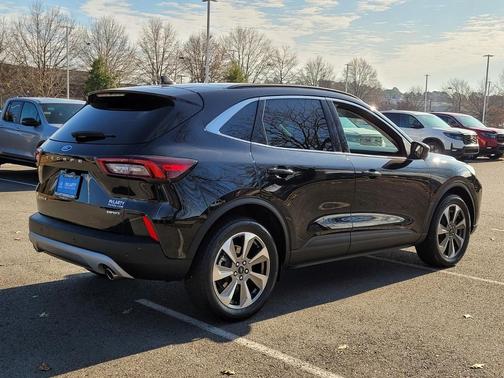 2023 Ford Escape Platinum