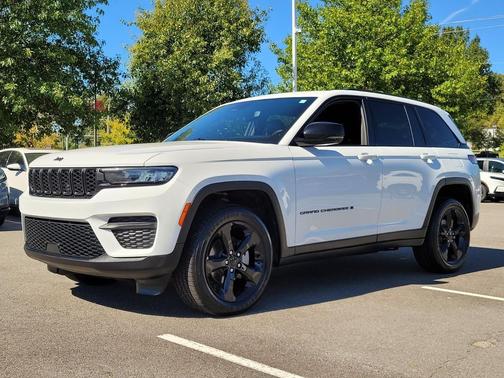 2023 Jeep Grand Cherokee Altitude