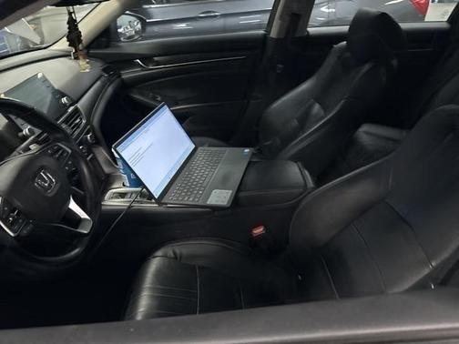 2018 Honda Accord Hybrid Touring