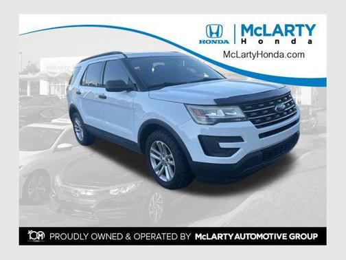 2017 Ford Explorer Base