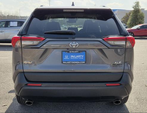 2020 Toyota RAV4 XLE Premium
