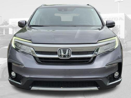 Modern Steel Metallic 2020 Honda Pilot Touring 8-Passenger