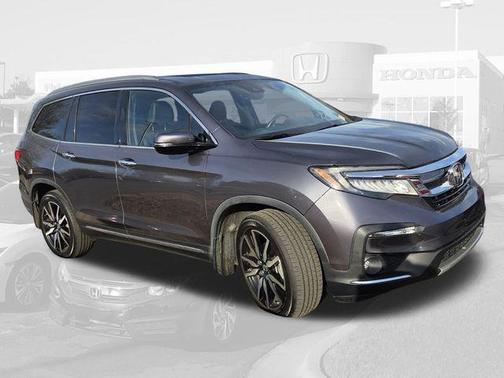 Modern Steel Metallic 2020 Honda Pilot Touring 8-Passenger