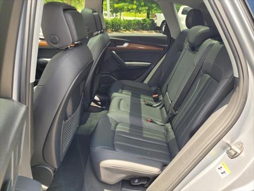 2023 Audi Q5 45 S line Premium Plus