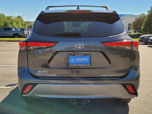 2020 Toyota Highlander Platinum