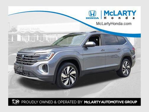 Platinum Gray Metallic 2024 Volkswagen Atlas 2.0T SE w/Technology 4MOTION