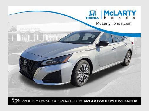 Brilliant Silver Metallic 2024 Nissan Altima 2.5 SV