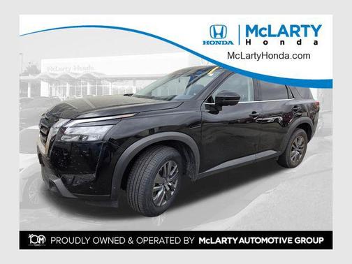 Super Black 2024 Nissan Pathfinder SV FWD