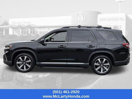Crystal Black Pearl 2024 Honda Pilot Elite