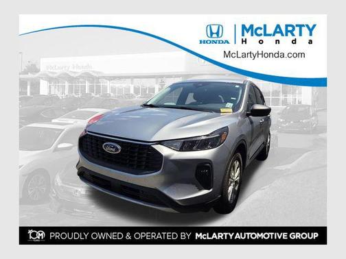 Iconic Silver Metallic 2024 Ford Escape Active