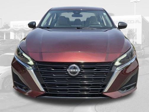 Garnet Pearl Metallic 2025 Nissan Altima 2.5 SV
