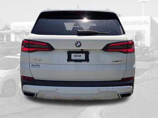 Alpine White 2022 BMW X5 sDrive40i