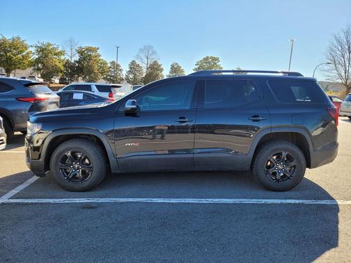 2023 GMC Acadia AWD AT4
