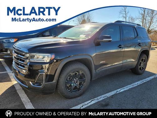 2023 GMC Acadia AWD AT4