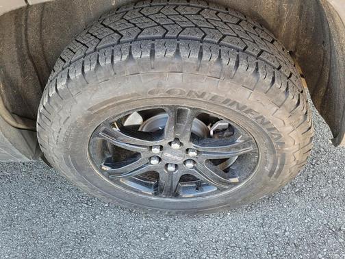 2023 GMC Acadia AWD AT4