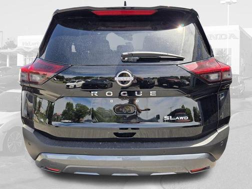 Super Black 2023 Nissan Rogue SL