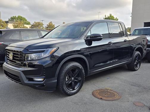 2023 Honda Ridgeline Black