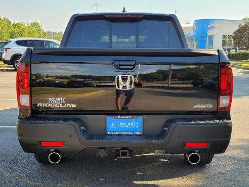 2023 Honda Ridgeline Black