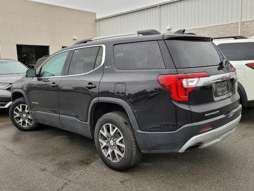 2023 GMC Acadia FWD SLT