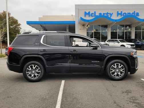 2023 GMC Acadia FWD SLT