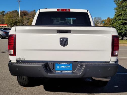 2024 RAM 1500 Classic Warlock Crew Cab 4x2 5'7' Box