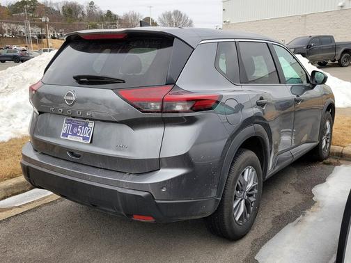 2024 Nissan Rogue S