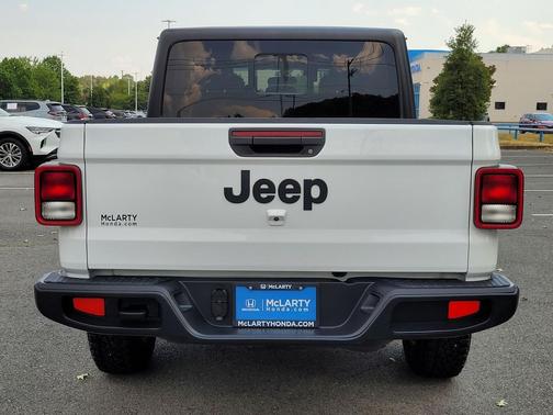 2023 Jeep Gladiator Sport S