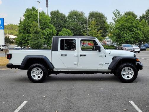 2023 Jeep Gladiator Sport S