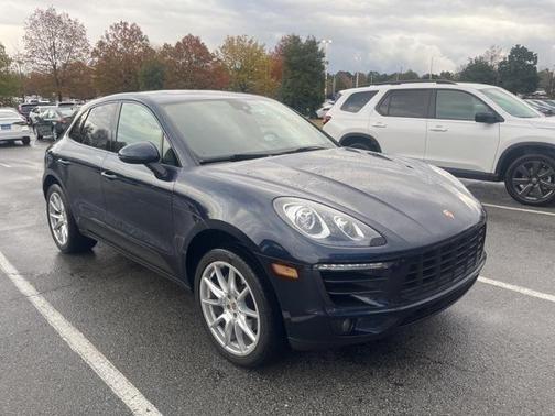 2017 Porsche Macan Base