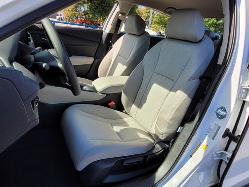 2025 Honda Accord LX 1.5T