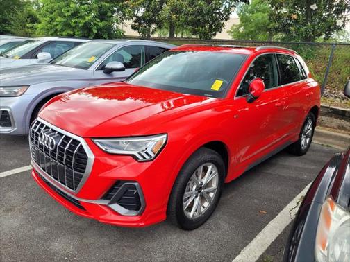 2024 Audi Q3 Premium 45 TFSI S line quattro Tiptronic