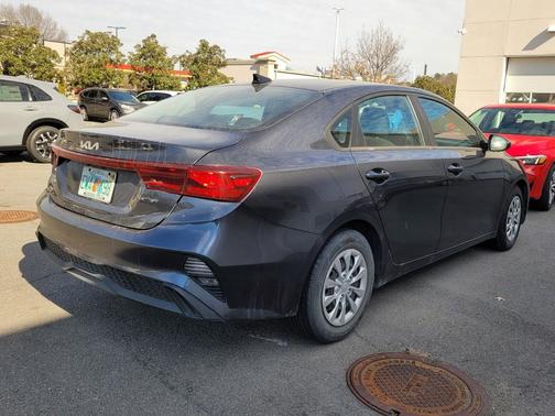 2023 Kia Forte LX