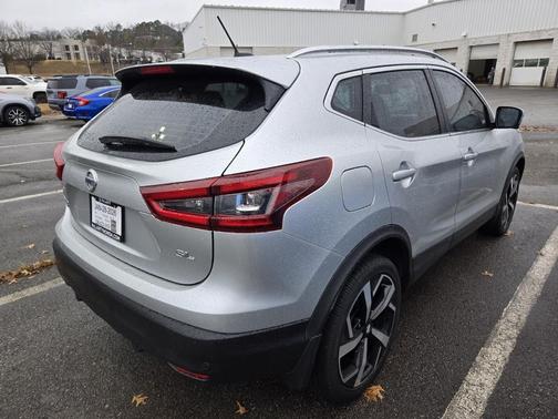 2021 Nissan Rogue Sport SL