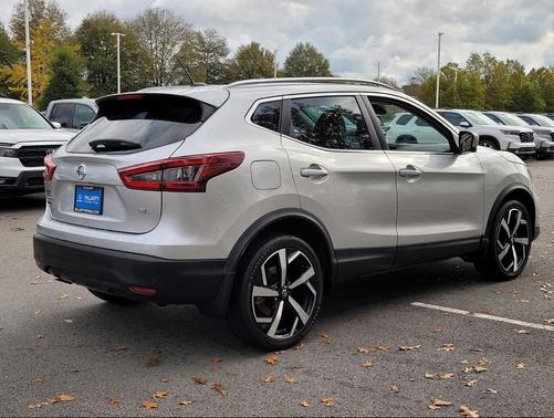 2021 Nissan Rogue Sport SL