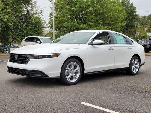 2025 Honda Accord LX 1.5T