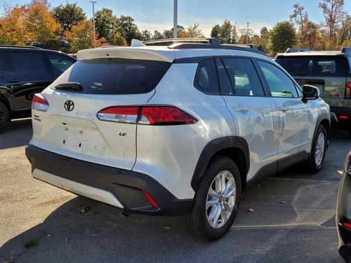 2023 Toyota Corolla Cross LE