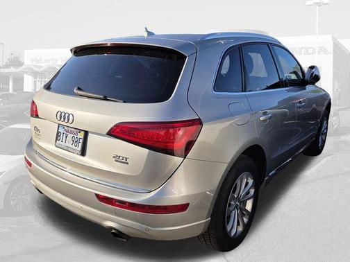 Cuvee Silver Metallic 2015 Audi Q5 2.0T Premium Plus