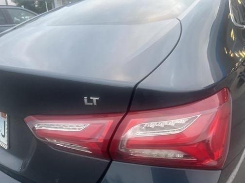 2020 Chevrolet Malibu FWD LT