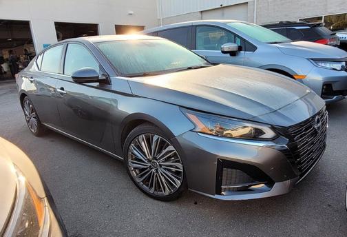 2023 Nissan Altima 2.5 SL