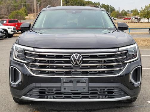 2025 Volkswagen Atlas 2.0T SE w/Technology 4MOTION