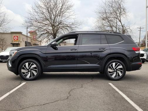 2025 Volkswagen Atlas 2.0T SE w/Technology 4MOTION