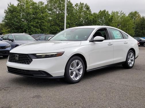 2025 Honda Accord LX 1.5T