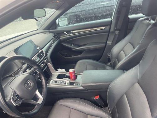 Platinum White Pearl 2019 Honda Accord Sport 2.0T