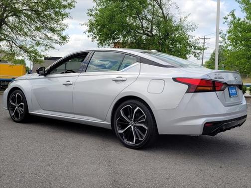 2023 Nissan Altima SR FWD